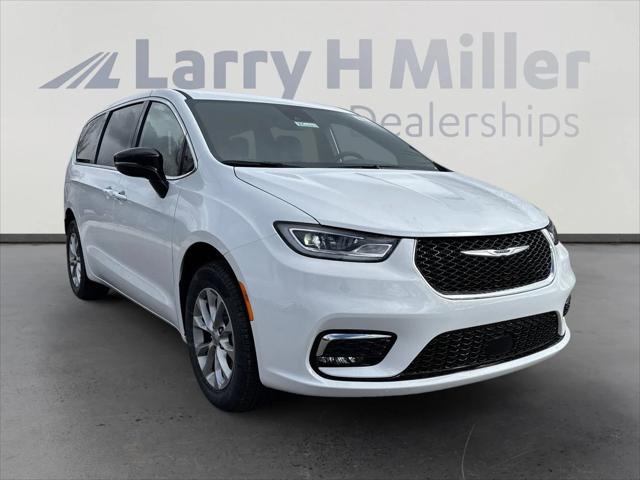 2025 Chrysler Pacifica PACIFICA SELECT AWD