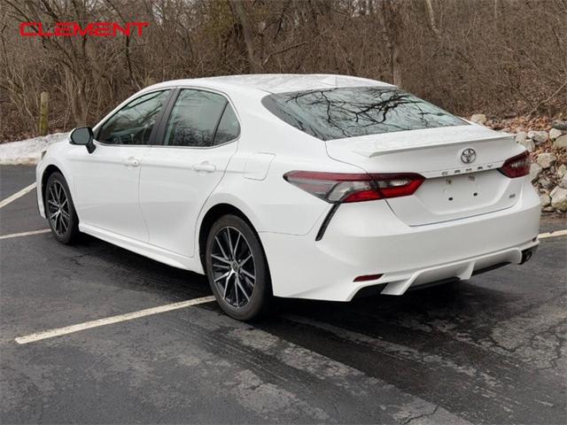 2022 Toyota Camry SE Nightshade Edition