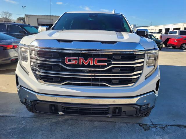 2023 GMC Sierra 1500 4WD Crew Cab Short Box SLT