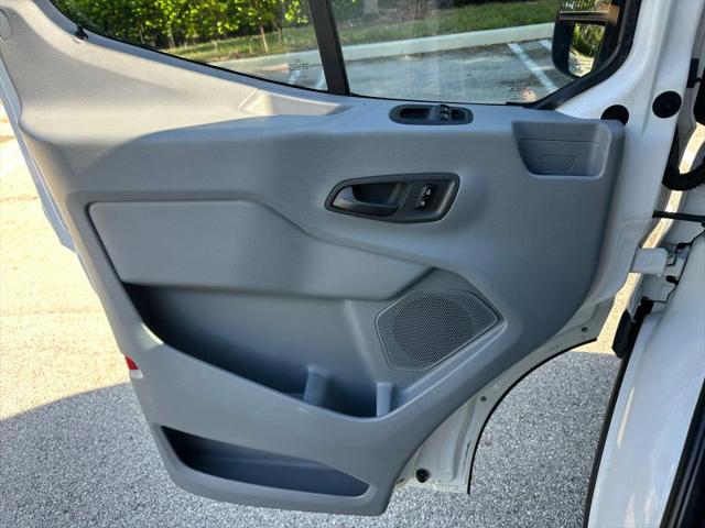 2015 Ford Transit Medium Roof w/Sliding Side Door w/LWB Van