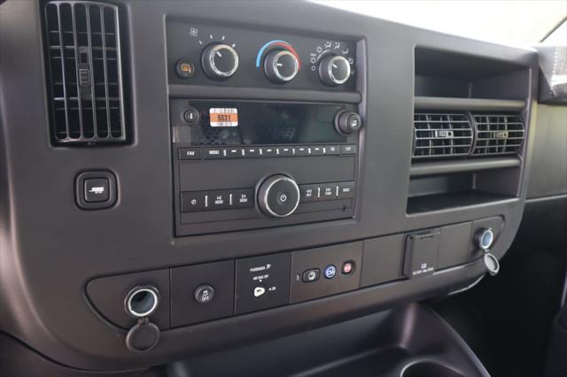 2025 GMC Savana Cargo RWD 2500 Regular Wheelbase Work Van