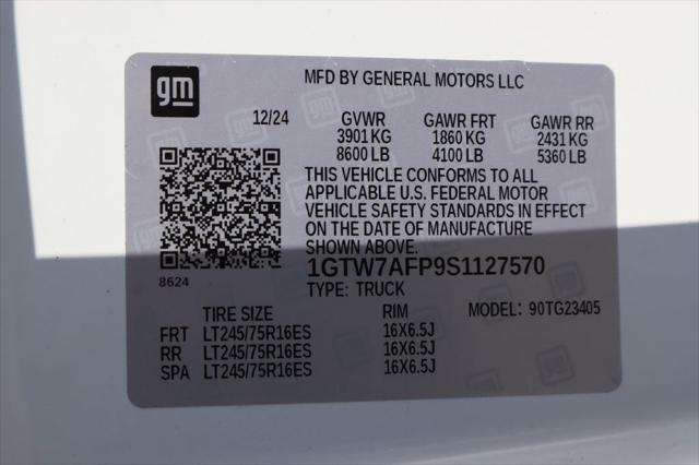 2025 GMC Savana Cargo RWD 2500 Regular Wheelbase Work Van