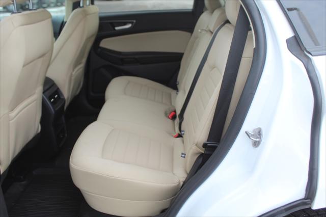 2021 Ford Edge SE