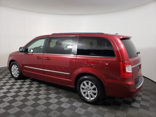 2016 Chrysler Town and Country Touring