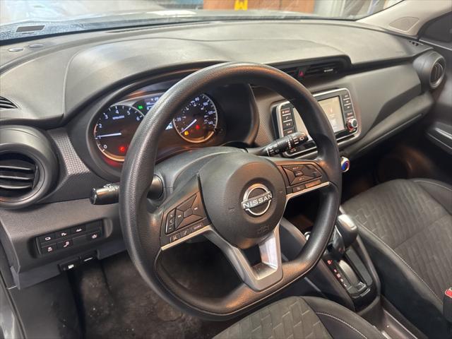 2022 Nissan Kicks S Xtronic CVT