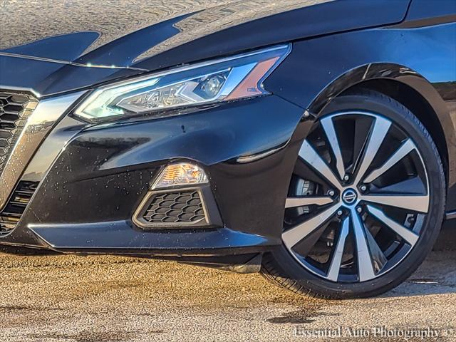 2022 Nissan Altima SR FWD