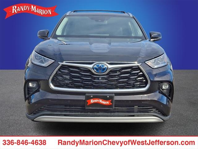 2020 Toyota Highlander Hybrid Platinum
