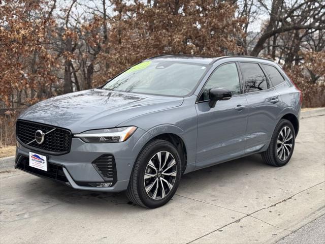 2023 Volvo XC60 B5 Plus Dark Theme