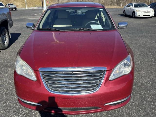 Used 2012 Chrysler 200 Limited with VIN 1C3CCBCG0CN221604 for sale in Pikeville, KY