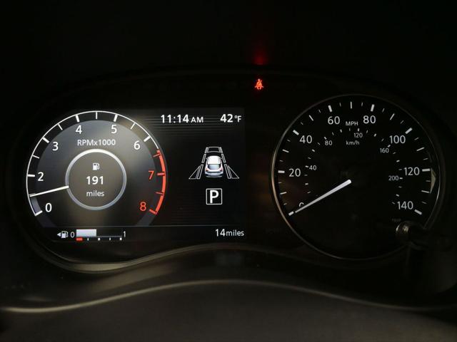 2024 Nissan Kicks SR Xtronic CVT