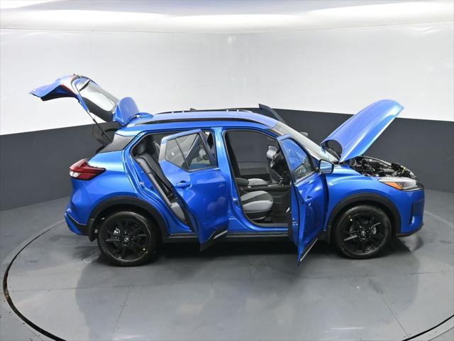 2024 Nissan Kicks SR Xtronic CVT