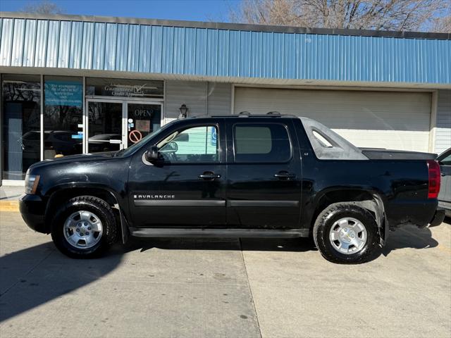 2007 Chevrolet Avalanche LT for sale in Des Moines, IA
