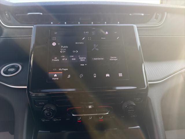 2023 Jeep Grand Cherokee L Laredo 4x4