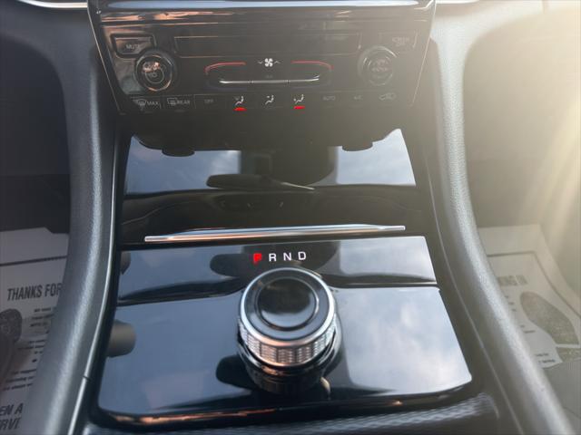 2023 Jeep Grand Cherokee L Laredo 4x4