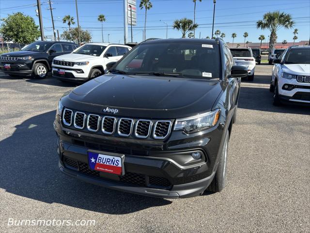2025 Jeep Compass COMPASS LATITUDE 4X4