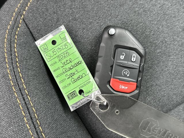 2025 Jeep Gladiator GLADIATOR WILLYS 4X4 2025 Jeep Gladiator GLADIATOR WILLYS 4X4