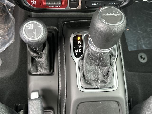 2025 Jeep Gladiator GLADIATOR WILLYS 4X4 2025 Jeep Gladiator GLADIATOR WILLYS 4X4