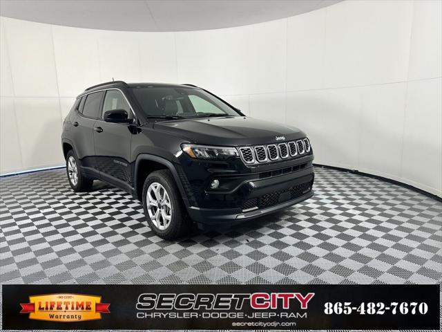 2025 Jeep Compass COMPASS LATITUDE 4X4
