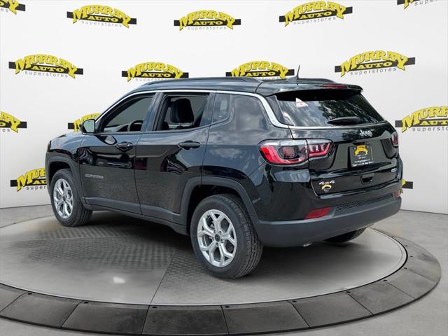 2025 Jeep Compass COMPASS LATITUDE 4X4