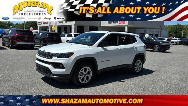 2025 Jeep Compass COMPASS LATITUDE 4X4