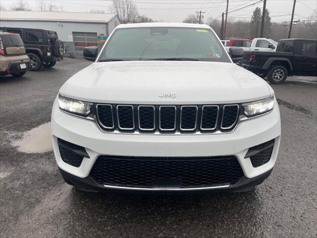 2025 Jeep Grand Cherokee GRAND CHEROKEE LAREDO X 4X4