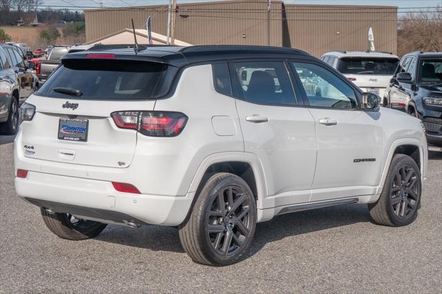 2025 Jeep Compass COMPASS LIMITED 4X4