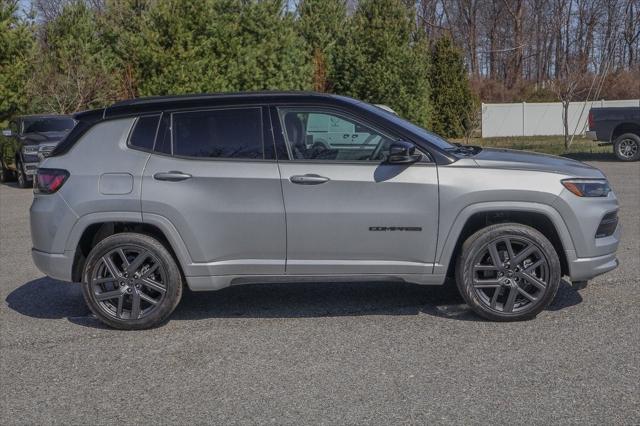 2025 Jeep Compass COMPASS LIMITED 4X4