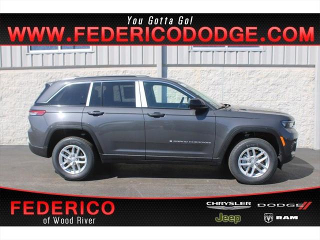 2025 Jeep Grand Cherokee GRAND CHEROKEE LAREDO X 4X4