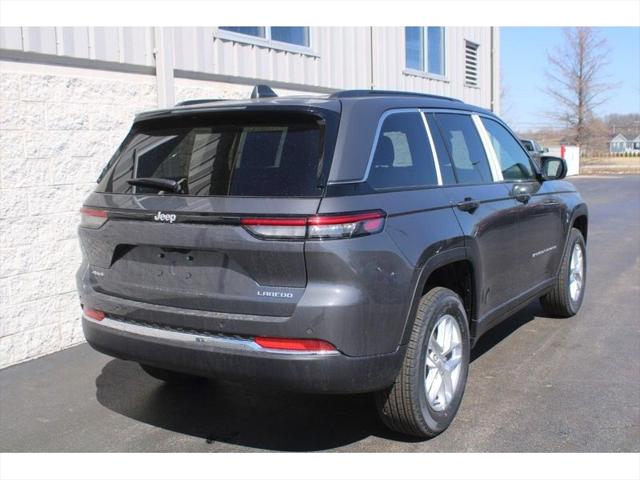 2025 Jeep Grand Cherokee GRAND CHEROKEE LAREDO X 4X4
