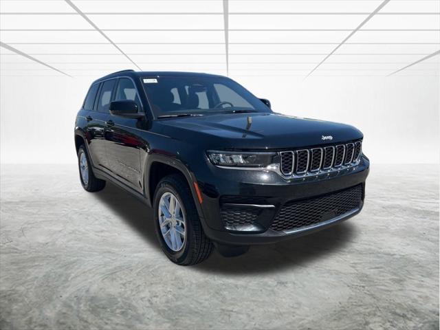 2025 Jeep Grand Cherokee GRAND CHEROKEE LAREDO X 4X2