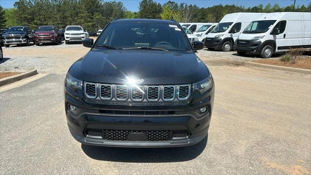 2025 Jeep Compass COMPASS LATITUDE 4X4