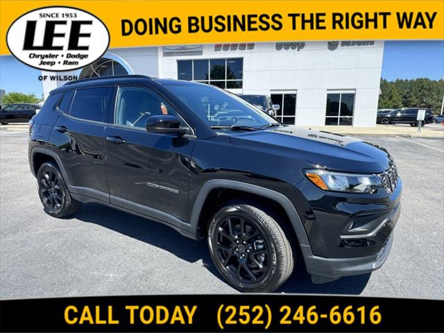 2025 Jeep Compass COMPASS LATITUDE 4X4