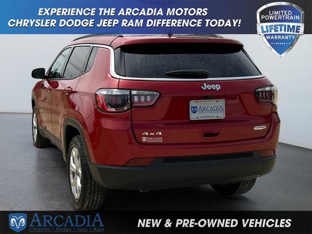 2025 Jeep Compass COMPASS LATITUDE 4X4