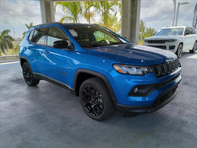 2025 Jeep Compass COMPASS LATITUDE 4X4