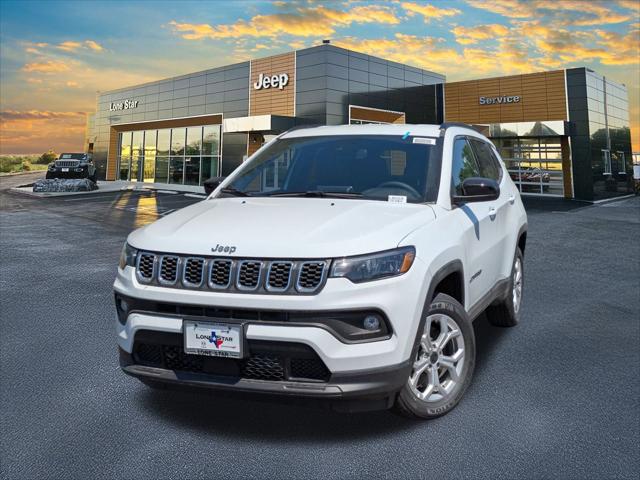2025 Jeep Compass COMPASS LATITUDE 4X4