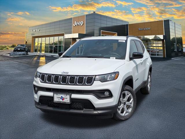 2025 Jeep Compass COMPASS LATITUDE 4X4