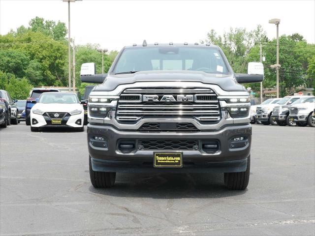 2025 RAM Ram 3500 RAM 3500 LARAMIE CREW CAB 4X4 64 BOX 2025 RAM Ram 3500 RAM 3500 LARAMIE CREW CAB 4X4 64 BOX