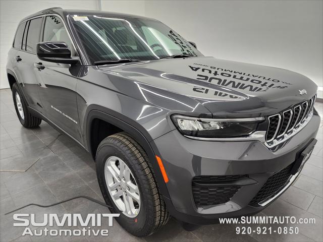 2025 Jeep Grand Cherokee GRAND CHEROKEE LAREDO 4X4