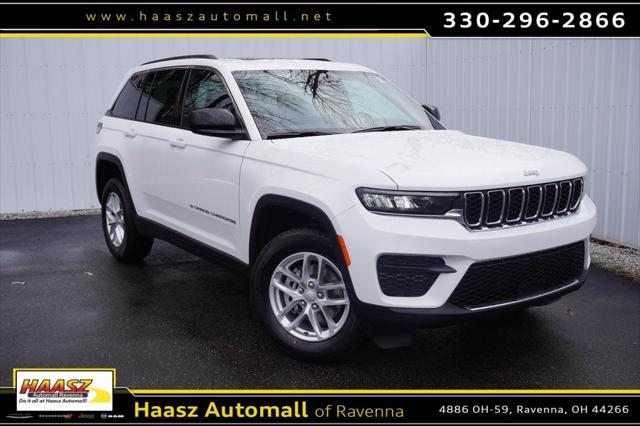 2025 Jeep Grand Cherokee GRAND CHEROKEE LAREDO X 4X4