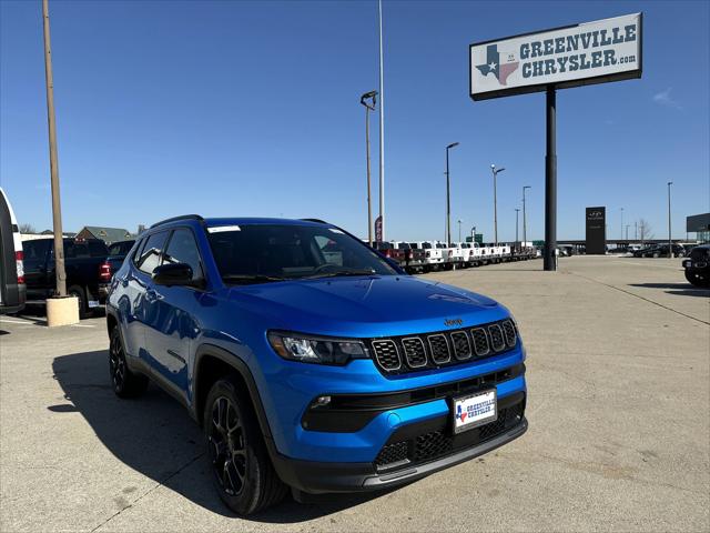 2025 Jeep Compass COMPASS LATITUDE 4X4