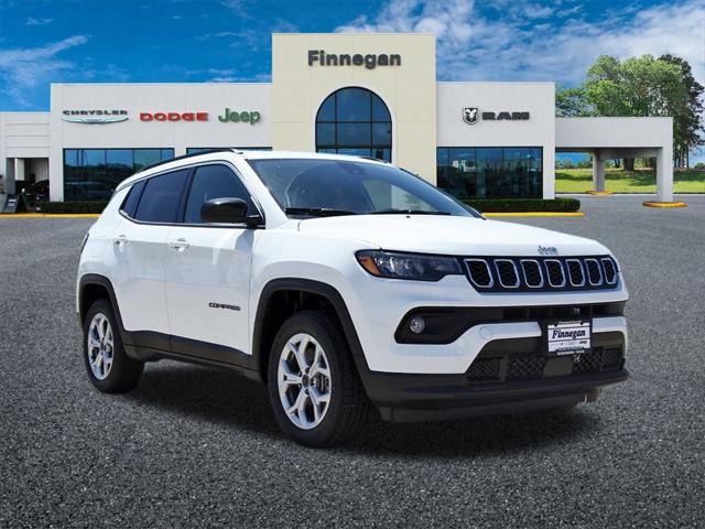 2025 Jeep Compass COMPASS LATITUDE 4X4