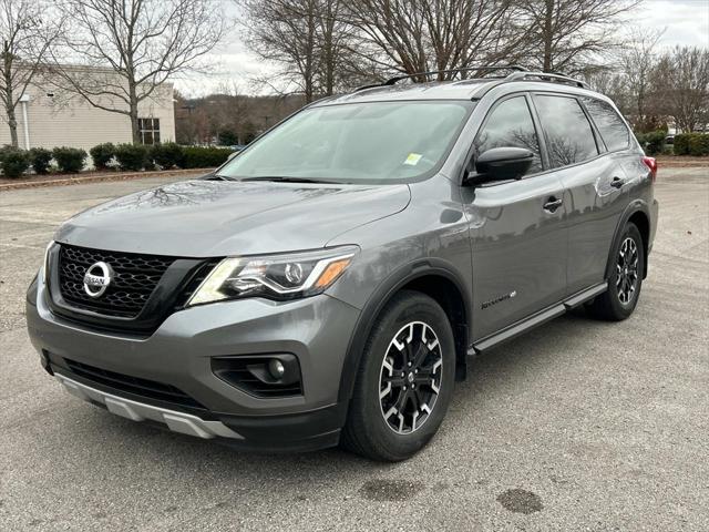 2019 Nissan Pathfinder SL