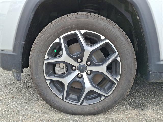 2025 Jeep Compass COMPASS LIMITED 4X4