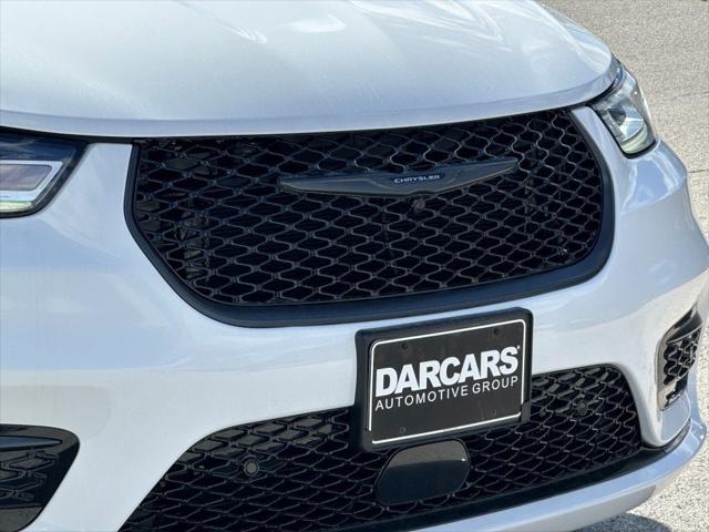 2025 Chrysler Pacifica Hybrid PACIFICA PLUG-IN HYBRID S APPEARANCE