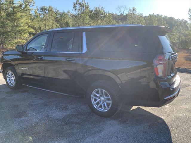 2023 Chevrolet Suburban 4WD LT