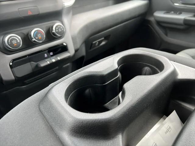 2022 Ram 1500 Big Horn Crew Cab 4x4 57 Box