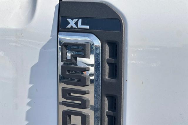 2024 Ford F-550 XL