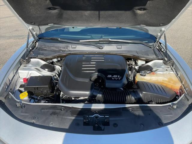 2022 Dodge Charger SXT RWD