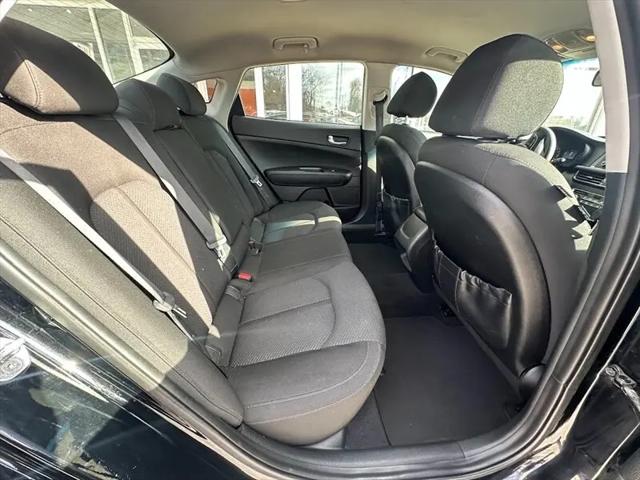 2017 Kia Optima LX