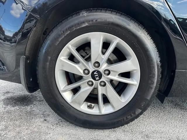 2017 Kia Optima LX